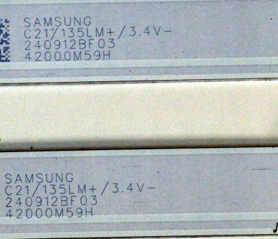 KIT DE LEDS ORIGINAL PARA TV ONN 2 PIEZAS / NUMERO DE PARTE 30342011012DS / LED42D11-ZC52AG-10DSEZ / 240912BF03 / 42000M59H / PANEL JR425R3HC0K / DISPLAY JR425R3HC0K / BN96-57614A / MODELO 100012584 43" / 100133209 43" - Imagen 3