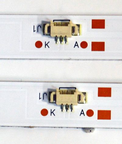 KIT DE LEDS ORIGINAL PARA TV ONN 2 PIEZAS / NUMERO DE PARTE 30332006002DSQYN / LED32D06-ZC22AG-03DSQ / 250318AD05 / 32000M16H / PANEL V320BJ9-Q01 / DISPLAY V320BJ9-Q01 REV.C1 / MODELO 100012589 32" - Imagen 3