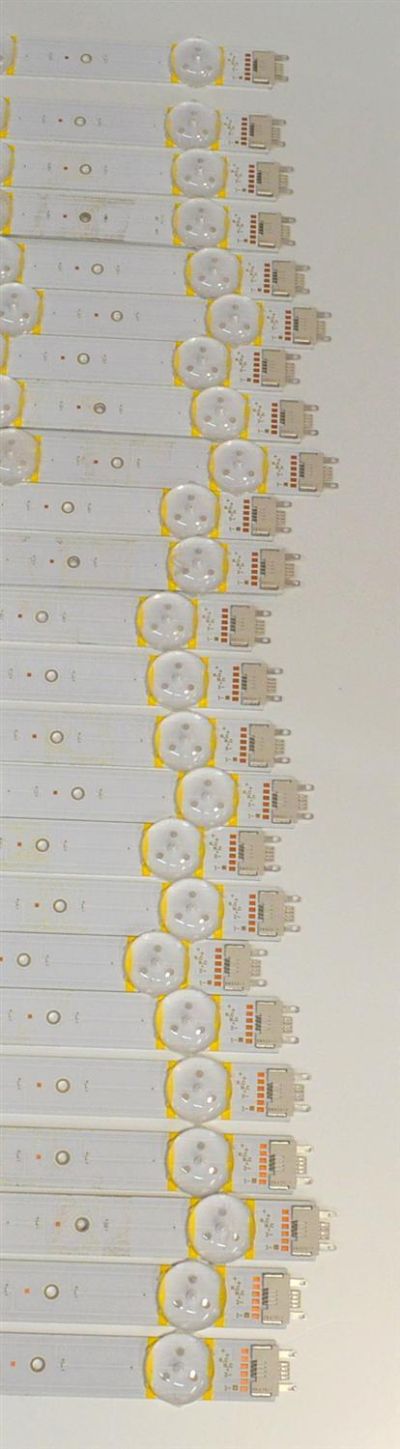 KIT DE LEDS ORIGINAL PARA TV SAMSUNG 48 PIEZAS / NUMERO DE PARTE BN96-58262A / V0Q8-850SM0-R0 / 58262A / PANEL CY-TD085FKAV2H  / DISPLAY T850QVN04.4 / BN96-58274A / MODELO QN85Q80DDFXZA - Imagen 4