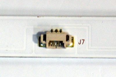 KIT DE LEDS ORIGINAL PARA TV ONN 3 PIEZAS / NUMERO DE PARTE 30350009208D / 30350009207D / LED50D09B-ZC62AG-02D / LED50D09A-ZC62AG-02D / 50000M84 / 50000M83 / DISPLAY HF500QUB-F20 / MODELO 100012585 50" - Imagen 4