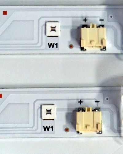 KIT DE LEDS ORIGINAL PARA TV SAMSUNG 4 PIEZAS / NUMERO DE PARTE BN96-60376A / BN96-60377A / V5F8-650SMA / V5F8-650SMB / 60376A / 60377A / PANEL CY-BF065HGHV8H / DISPLAY ST6451D06-9 V2.1 / MODELO UN65U8000FBXZA / UN65U8000FBXZA CB01 - Imagen 6