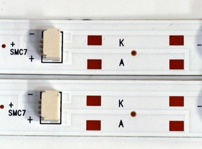 KIT DE LEDS ORIGINAL PARA TV PHILIPS 2 PIEZAS / NUMERO DE PARTE 303TC500045D / TCL50D14-ZC42AG-08D / 2300023175 / AL-ZX050T-ZC003X / 240830BB07 / TC500M44 / PANEL LVU500CHDX E0728 / DISPLAY CV500U5-L04 REV:02 / MODELO 50PUL7552/F7 - Imagen 4