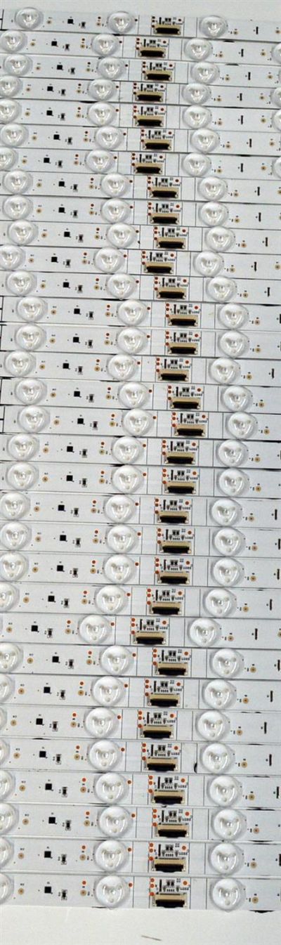 KIT DE LEDS ORIGINAL PARA TV HISENSE 32 PIEZAS / NUMERO DE PARTE LB10003.0 / HD100J3U61-TAL4 / 2025020601 / RSAG7.820.53158/ROH VER.A / 422660 / HE250318 / PANEL HD100J3U61-TBL4 / DISPLAY PTA00GT03-1 VER.1.0 / MODELO 100U65QFC - Imagen 5