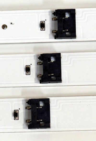 KIT DE LEDS ORIGINAL PARA TV LG 6 PIEZAS / NUMERO DE PARTE EAV65092301 / EAV65092201 / SSC_Y25_OD30_65UA75_BOE_B_S / SSC_Y25_OD30_65UA75_BOE_A_RE04_240517 / PANEL  NC650DQG-ABPH1 / DISPLAY HV650QUB-F7E / MODELO 65UA7500ZUA / 65UA7500PSA - Imagen 4