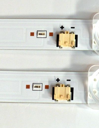 KIT DE LEDS ORIGINAL PARA TV SAMSUNG 2 PIEZAS / NUMERO DE PARTE BN96-60374A / SVC550FP2 / U8KF_SVC550FP2_REV1.0_241105_BN96-60374A T / 60374A / PANEL CY-BF055HGXV6H / CY-BF055HGXV1H / DISPLAY LC550EQC / MODELO UN55U7900FFXZA WC04 / UN55U7900FFXZA WA03 - Imagen 3
