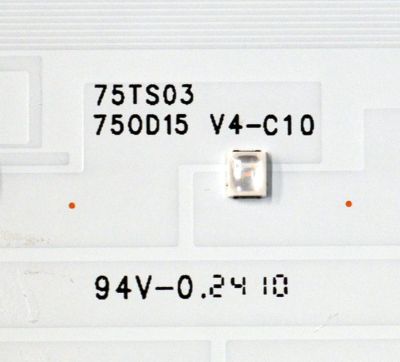 KIT DE LEDS ORIGINAL PARA TV ROKU PRO SERIES 8 PIEZAS / NUMERO DE PARTE 75TS03 / 750D15 V4-C10 / 210B480M0BCADQ00E / PANEL TPT750WR-D044.L / DISPLAY  ST7461D04-4 VER.2.1 / MODELO 75R8BX / 75R8B5 - Imagen 2