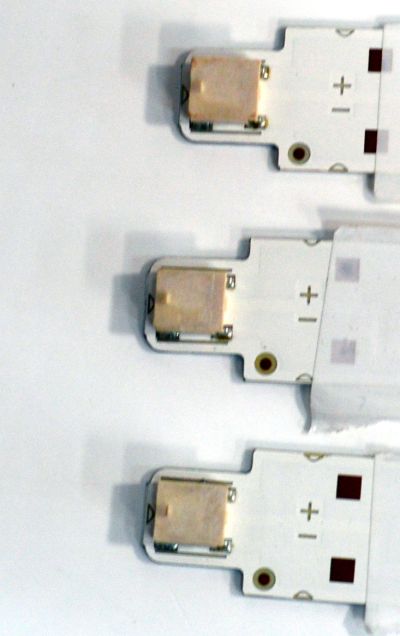 KIT DE LEDS ORIGINAL PARA TV SAMSUNG 3 PIEZAS / NUMERO DE PARTE 261501010088 / 30-20-OD23-3X12-966X12.5-221018-2.3 / 30-20-0D23-3X12-966X12.5-221018-2.3 / VN7R01350Y21100 / MODELO UN50TU8000FXZA / UN50TU8000FXZA LA09 - Imagen 3