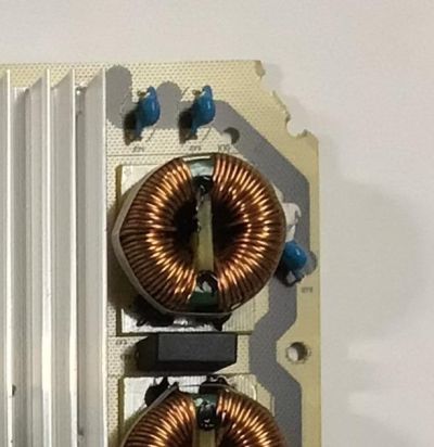 FUENTE PARA TV TCL NUMERO DE PARTE 08-P402W0L-PW210AB / 40-P402HL-PWA1CG / PANEL LVU650NDHL / MODELO 65R635 ((NOTA IMPORTANTE: ESTA TARJETA TIENE ROTURAS EN  DOS DE LAS ESQUINAS)) - Imagen 2