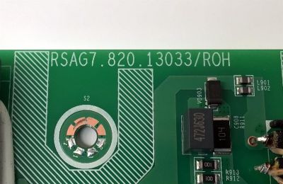 MAIN FUENTE ((COMBO)) PARA TV HISENSE FHD ((ROKU TV)) / NUMERO DE PARTE 407549 / RSAG7.820.13033/ROH / 43A35HUR(B0M1) / 43A35HUR / PANEL JHD425H1F51-T0\S3\GM\MCKD3A\ROH / DISPLAY T430HVN01.2 / MODELO 43A4KR - Imagen 3