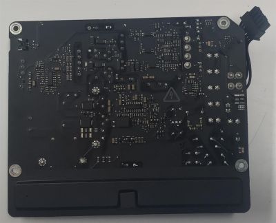 FUENTE DE ALIMENTACION PARA COMPUTADORA APPLE IMAC ORIGINAL / NUMERO DE PARTE ADP-300AF T / XU100150-13002 / 02-6712-6700 / 2949012602 / 2949012601 / MODELO A1419 27 PULGADAS - Imagen 3