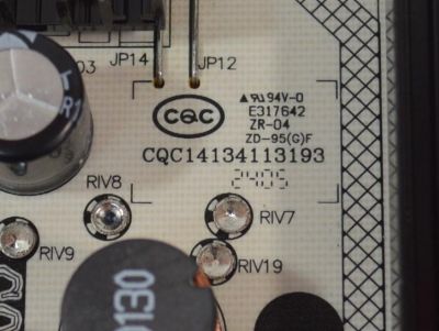 FUENTE DE PODER ORIGINAL NUEVA PARA TV PHILIPS / NUMERO DE PARTE 81-PBE152-H165003 / SHG6004C-101HL / DLBT054 / SHG6004C26-101HLB / DLBT054 REV:0.4 / CQC14134113193 / E317642 / 20220720 / MODELO 55PUL6653 / 55PUL6653/F8 - Imagen 4