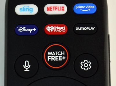 CONTROL REMOTO ORIGINAL NUEVO PARA SMART TV VIZIO / CON COMANDO DE VOZ / NUMERO DE PARTE XRT270 / 2AVQK-XRT270 / 00111200166 / A03B016F28F4 / MODELO V4K86C-0804 / P6509-J01 / V506-J09 / D40FM-K09 - Imagen 6