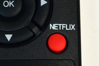 CONTROL REMOTO ORIGINAL PARA REPRODUCTORES DE BLU-RAY/DVD TOSHIBA / NUMERO DE PARTE SE-R0402 / SW-0145 / W6023-0145-0331 / MODELO BDX2250KU / BDX5200 / BDX4200KU / BDX2200KU / BDX4200 / BDX4150KU / BDK21 / BDX2200 / BDX2150K / BDK21KU / BDK33 / BDK33KU - Imagen 4