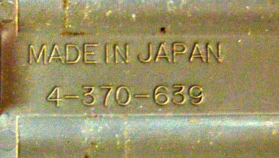 CONTROL REMOTO ORIGINAL PARA TV SONY / NUMERO DE PARTE RM-723 / 4-370-639 / CUENTA CON BOTONES PARA FUNCIONES BASICAS COMO TV/VIDEO / ANT/AUX / MUTING / COMPATIBLE CON LA SERIE TRINITRON Y APARATOS MODULARES/ESTEREO MAS ANTIGUOS - Imagen 3