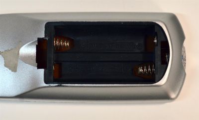 CONTROL REMOTO PARA RECEPTORES SATELITALES MODELOS BENJAMIN / COMPATIBLE CON RECEPTORES BELL SATELITE  TV / NUMERO DE PARTE RM-515D / RM-515D UNI  / MODELO 7500 / 9500 / 6500 / FUNCIONA COMO ALTERNATIVO PARA TELEVIORES  DAEWOO - Imagen 2