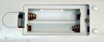 CONTROL REMOTO ORIGINAL NUEVO PARA DVD / VCR  /  TV. / TOSHIBA / NUMERO DE PARTE SE-R0169 / 0502614 / 076D0KQ010 / P4142-2 / MODELO DVR5SR / SD-5980 / SD-5980SU / SD-V291 / SD-291U / SDK220 - Imagen 3