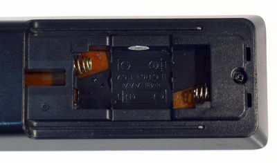 CONTROL REMOTO ORIGINAL PARA TV HITACHI / NUMERO DE PARTE JKT-91 /  RC43141 / RC43140 / 85125633 / COMPATIBLE CON SMART TV / ROKU TV / LED / LCD / MODELO LE55A6R9 / 50HL7000U / LE50A3 / LE50A6R9 / LE49A509 / LE43A6R9 / LE43A509 / 43HK25T74U / LE32E6R9 - Imagen 4