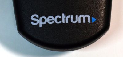 CONTROL REMOTO ORIGINAL NUEVO SPECTRUM PARA DECODIFICADORES DIGITALES HD Y DVR / COMPATIBLE CON DECODIFICADORES DE CABLE DE SPECTRUM TIME WARNER Y  CHARTER / CONTROLA HASTA 5 DISPOSITIVOS COMO TV/DVD/AUX/CABLE/VCR /NUMERO DE PARTE RC122 / RC1226005/02B - Imagen 6