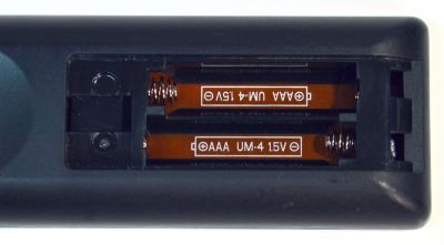 CONTROL REMOTO ORIGINAL GE PARA CONTROLAR HASTA 4 COMPONENTES DIFERENTES INCLUYENDO TELEVISORES / REPRODUCTORES BLU-RAY/DVD / BARRAS DE SONIDO / DISPOSITIVOS DE TRANSMISION / NUMERO DE PARTE 44235 / 44235 CL5 / 34457 / 33709 / 34708 - Imagen 3