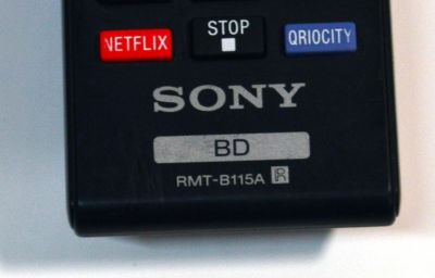 CONTROL REMOTO ORIGINAL PARA REPRODUCTORES DE BLU-RAY/DVD SONY / NUMERO DE PARTE RMT-B115A / P08130-3 / 1-489-399-21 / MODELO BDP-S480 /BDP-S2100 / BDP-S280 / BDP-S580 / BDP-380 / BDP-570 / BDP-360 / BDP-560 / BDP-S5100 / BDP-BX510 - Imagen 4
