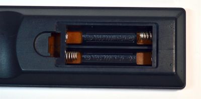 CONTROL REMOTO PARA DECODIFICADOR DVB-T2 / COMPATIBLE CON MULTIPLES MARCAS / CUENTA CON BOTONES DEDICADOS PARA FUNCIONES COMUNES COMO EPG / FAV / INFO / TIMER / USB  - Imagen 2