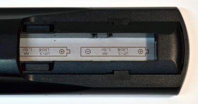 CONTROL REMOTO ORIGINAL GE /NUMERO DE PARTE SRC-4516 /33712 6177 CL5 / 33712 6177 CL6/6177 33712-CL4 /PUEDE CONTROLAR HASTA 6 DISPOSITIVOS DE DIFERENTES MARCAS INCLUYENDO TELEVISORES/ REPRODUCTORES B-RAY/DVD /RECEPTORES DE CABLE Y AUDIO - Imagen 2
