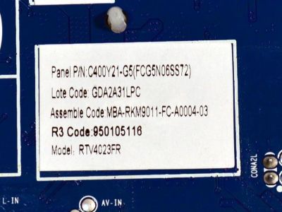 MAIN FUENTE COMBO ORIGINAL NUEVA PARA TV RCA FULL HD ROKU TV / NUMERO DE PARTE MB-M9011-P-CL-0001 / MBA-RKM9011-FC-A0004-03 / 95105116 / 18134210034 / 2E08615A0 / PANEL C400Y21-G5 / MODELO RTV4023FR - Imagen 3