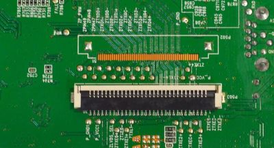 MAIN FUENTE COMBO ORIGINAL PARA TV TCL HD ROKU TV / NUMERO DE PARTE GTC000210A / 40-UX38M0-MAD2HG / UX38M0 / V8-UX38001-LF1V025(K2) / PANEL LVW320CS0T E217 / DISPLAY ST3151A05-8 VER.2.1 / MODELO 32S3800 - Imagen 4