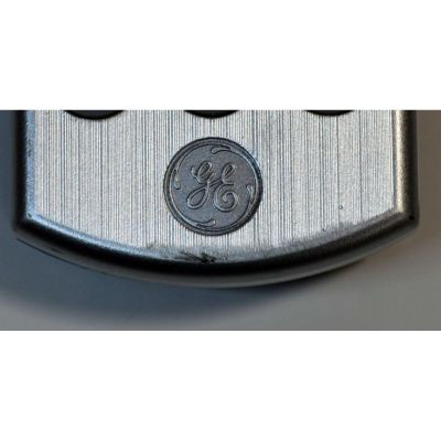 CONTROL REMOTO UNIVERSAL ORIGINAL NUEVO GE /NUMERO DE PARTE SRC-4516 /33712 6177 CL5 / 33712 6177 CL6/6177 33712-CL4 /PUEDE CONTROLAR HASTA 6 DISPOSITIVOS DE DIFERENTES MARCAS INCLUYENDO TELEVISORES/ REPRODUCTORES B-RAY/DVD /RECEPTORES DE CABLE Y AUDIO  - Imagen 2