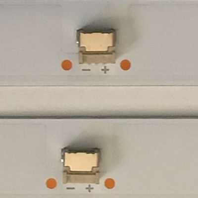 KIT DE LED'S PARA TV INSIGNIA ((6 PIEZAS)) / NUMERO DE PARTE LB-GM3030-GJBBY506X12BS01 / LB-GM3030-GJBBY506X12BS01-S / LE479275 / 76B4000NDN9N / PANEL TPT500WR-U2T01 / MODELOS NS-50F501NA22 / NS-50F501NA22 REV A - Imagen 4